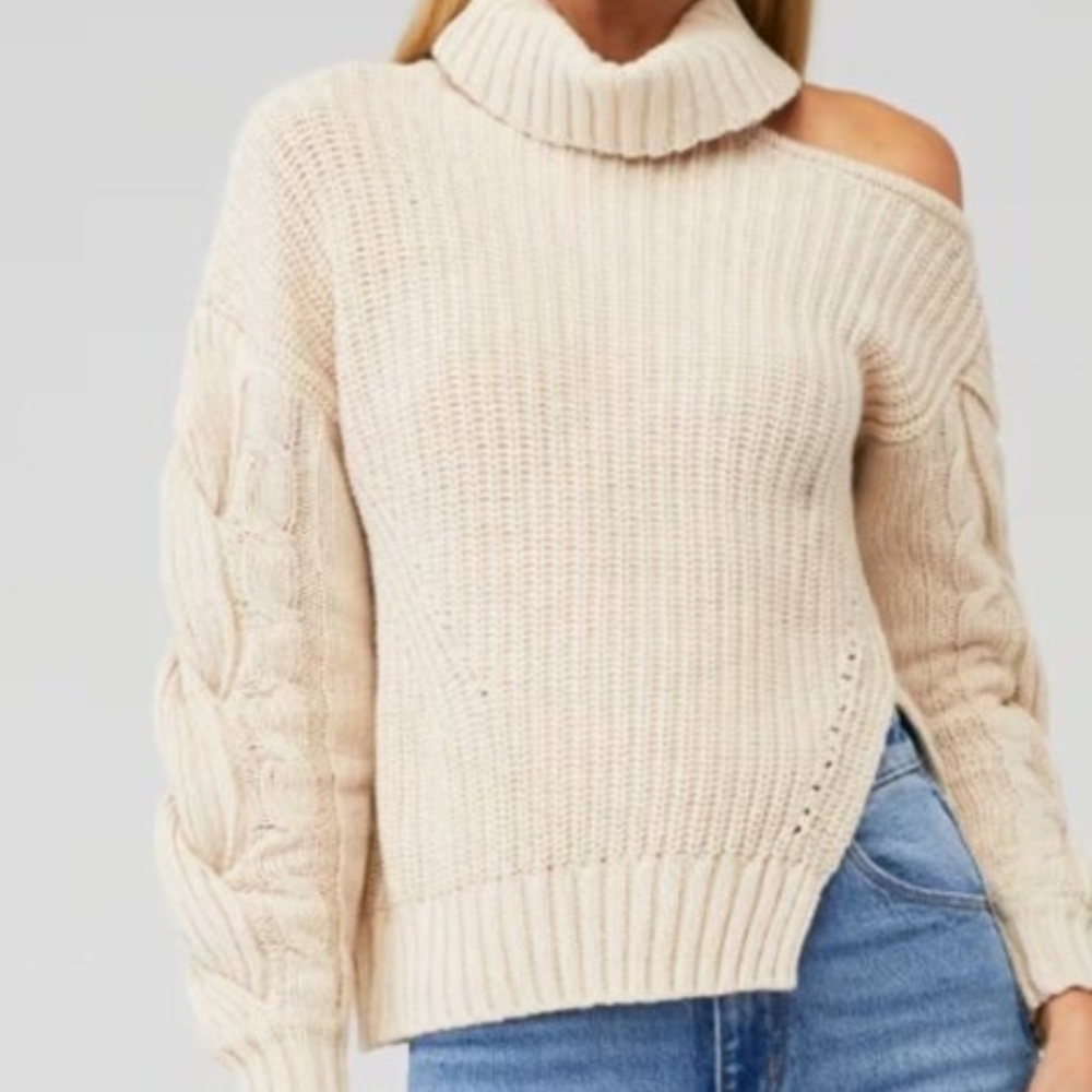 SIR the label Off-Shoulder Cream Sweater
